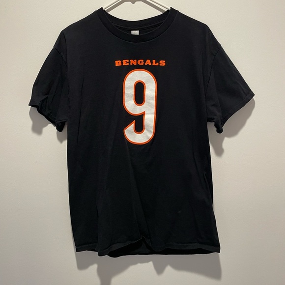 NFL TeamApparel Cincinnati Bengals Joe Burrow Graphic T-Shirt Black Orange Large - Picture 1 of 4